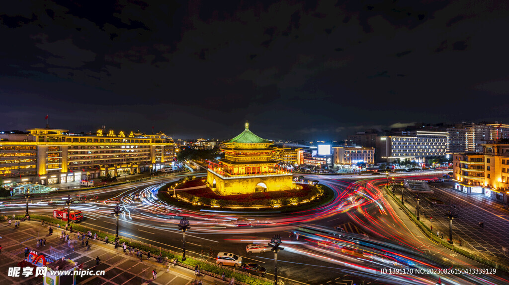 钟楼夜景