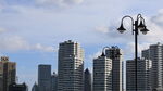 蓝天下的城市建筑