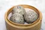 黑芝麻核桃包