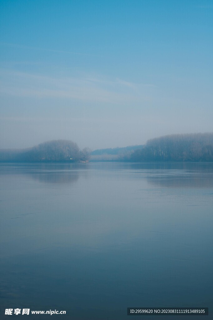 湖泊