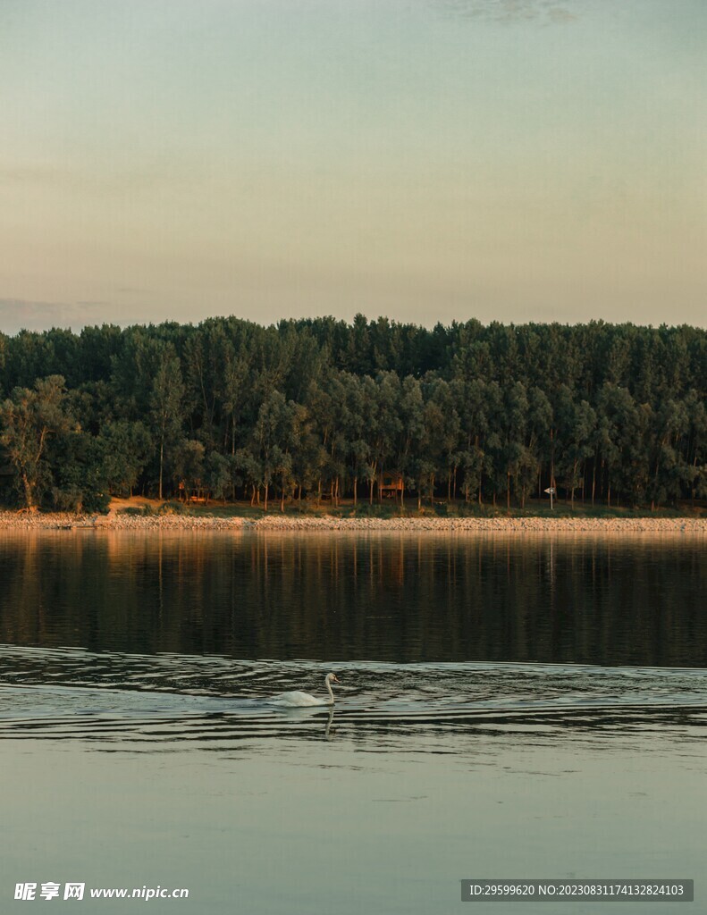 湖泊