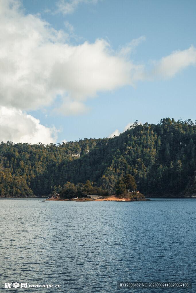 水库