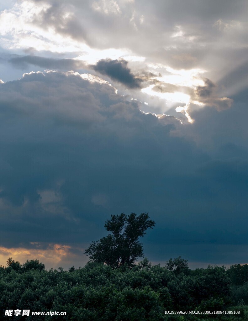 天空