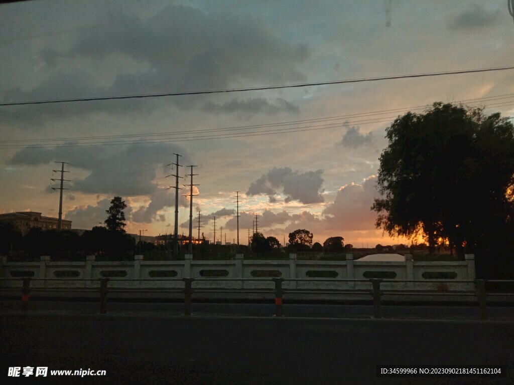 夕阳