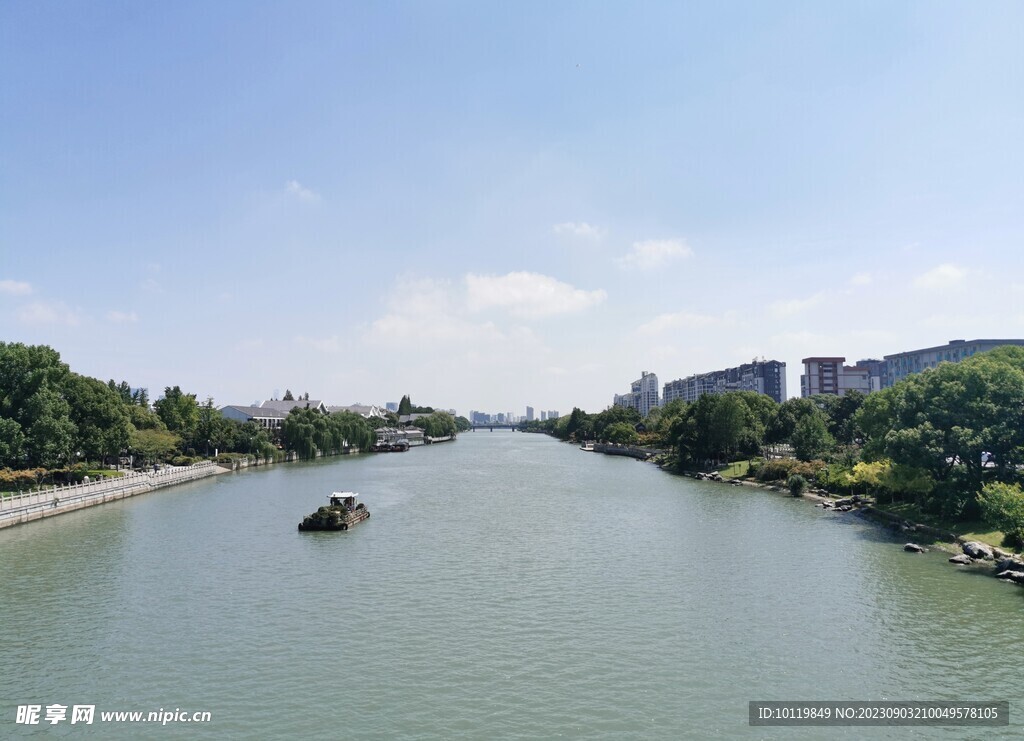 苏州古城护城河水上旅游