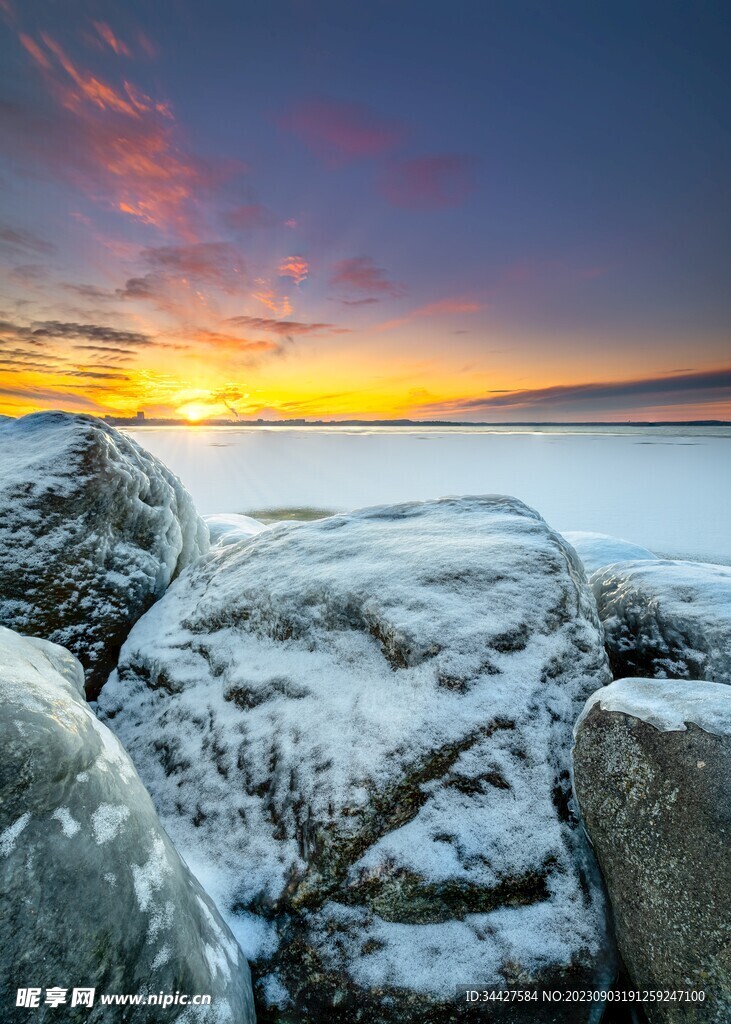 雪景日出