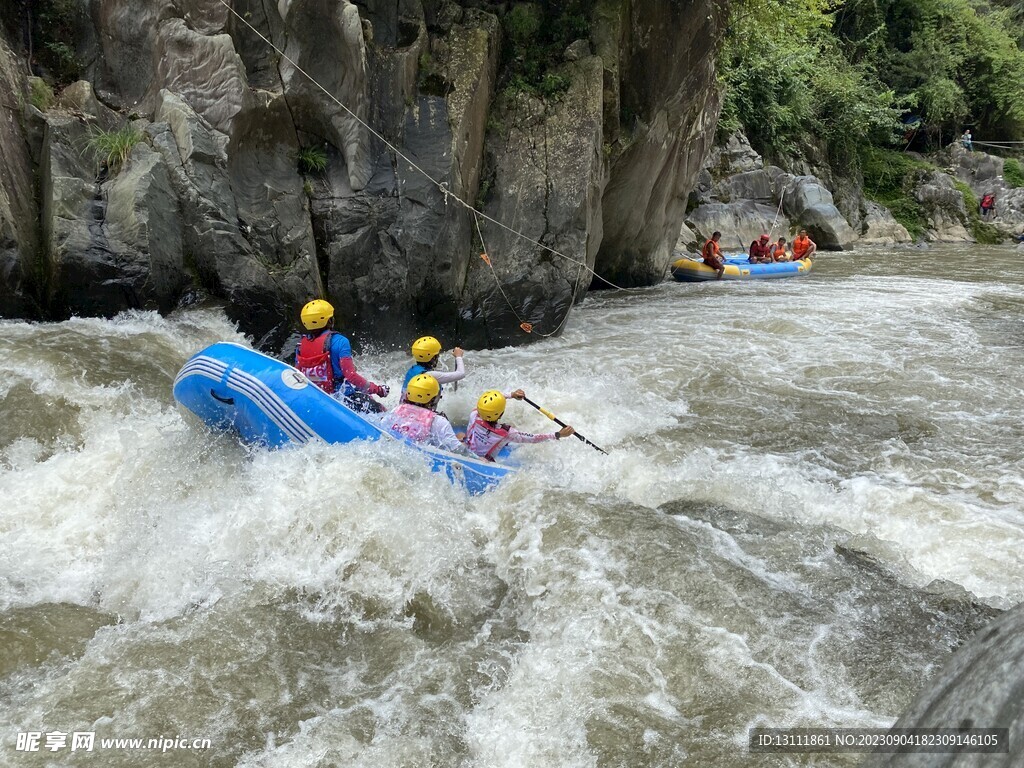 五排河 皮划艇 漂流 体育旅游