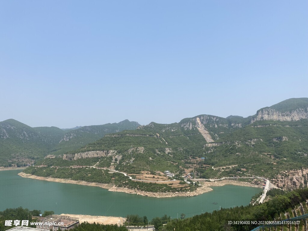 水库