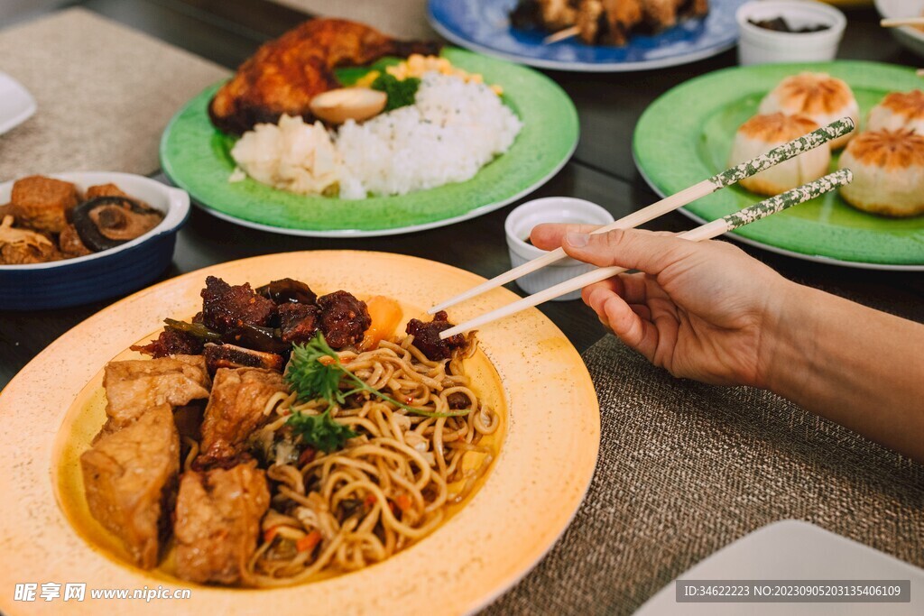 午餐