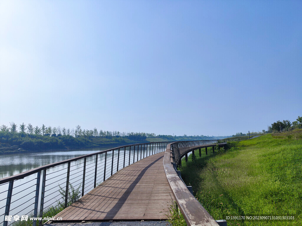 梁家滩湿地公园秋景