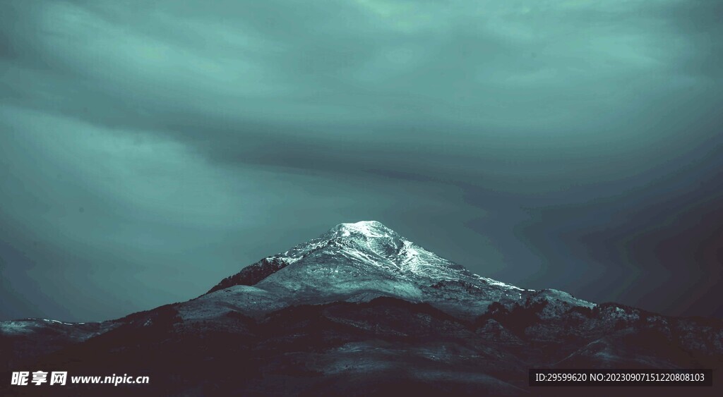 雪山