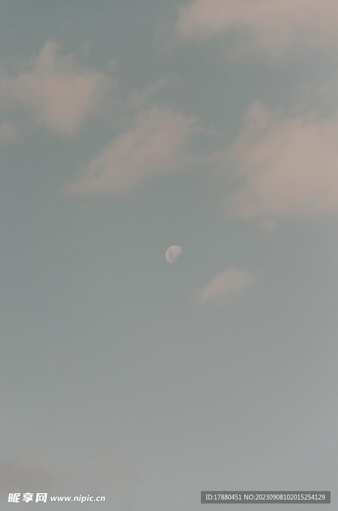 月亮