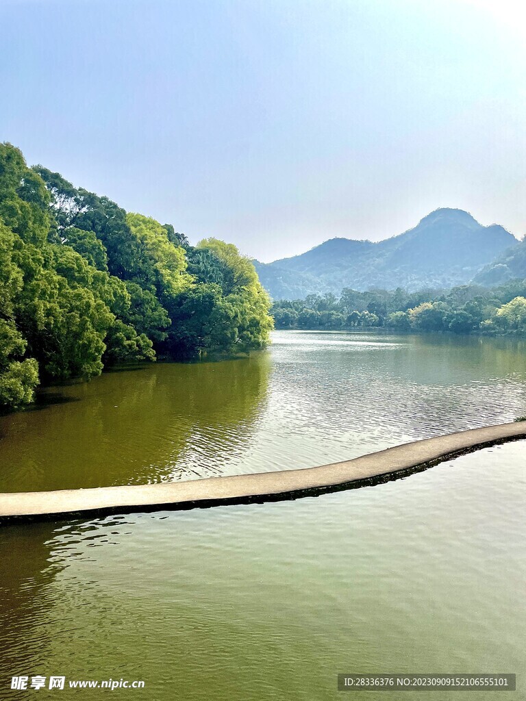 柳州龙潭公园网红桥