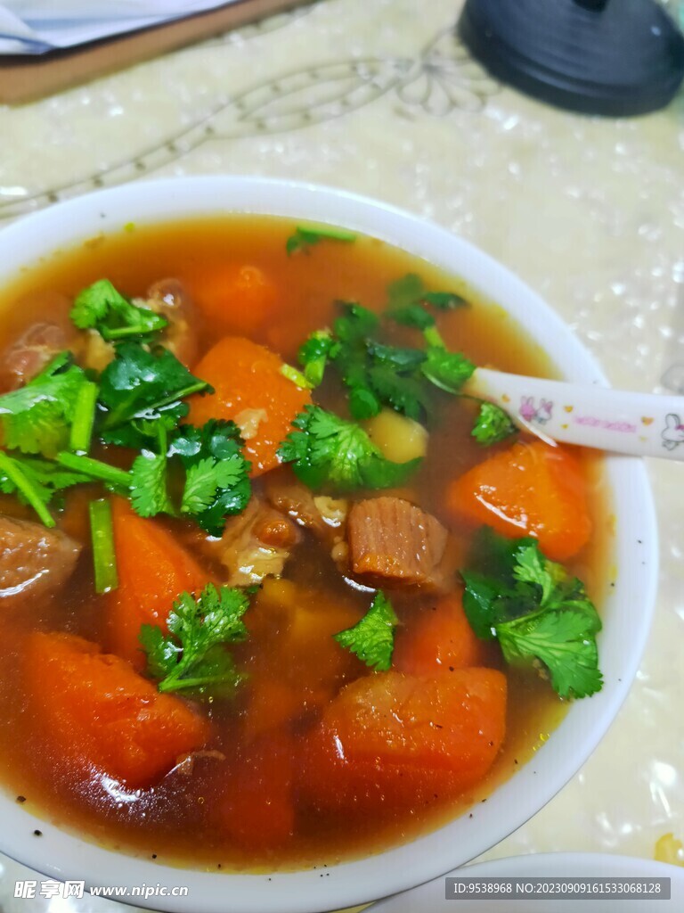 羊肉萝卜汤