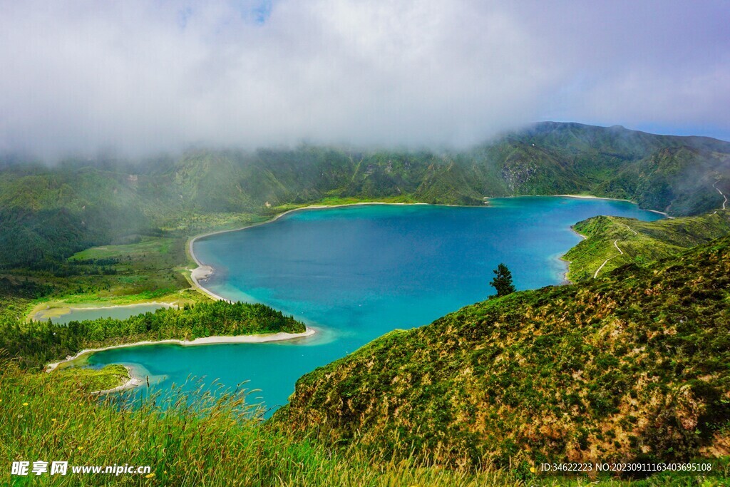 山水湖