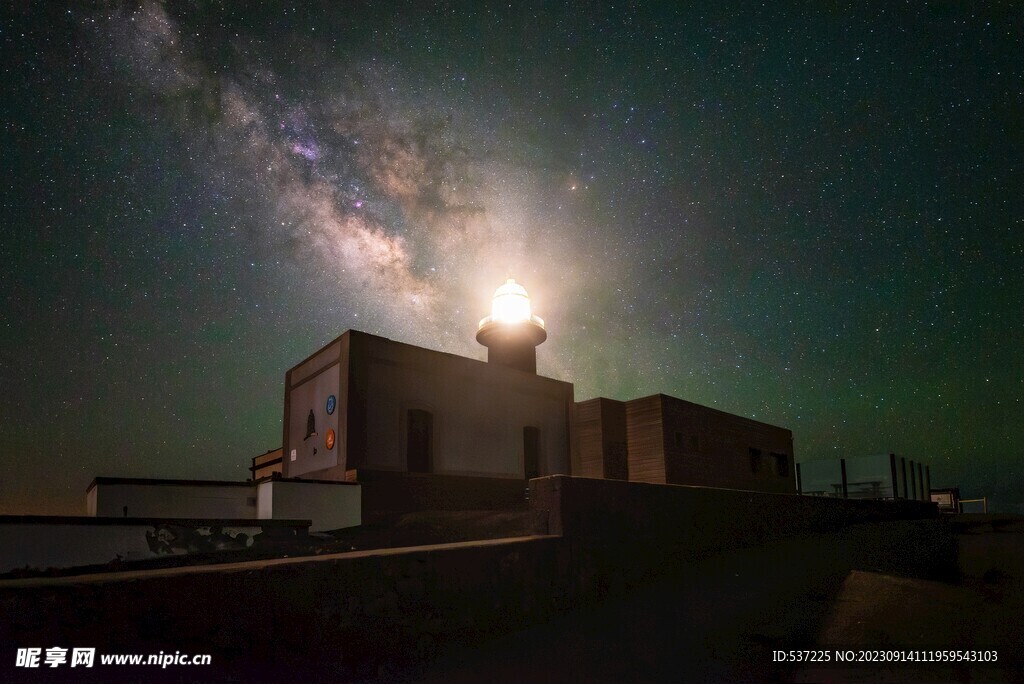 房子与星空