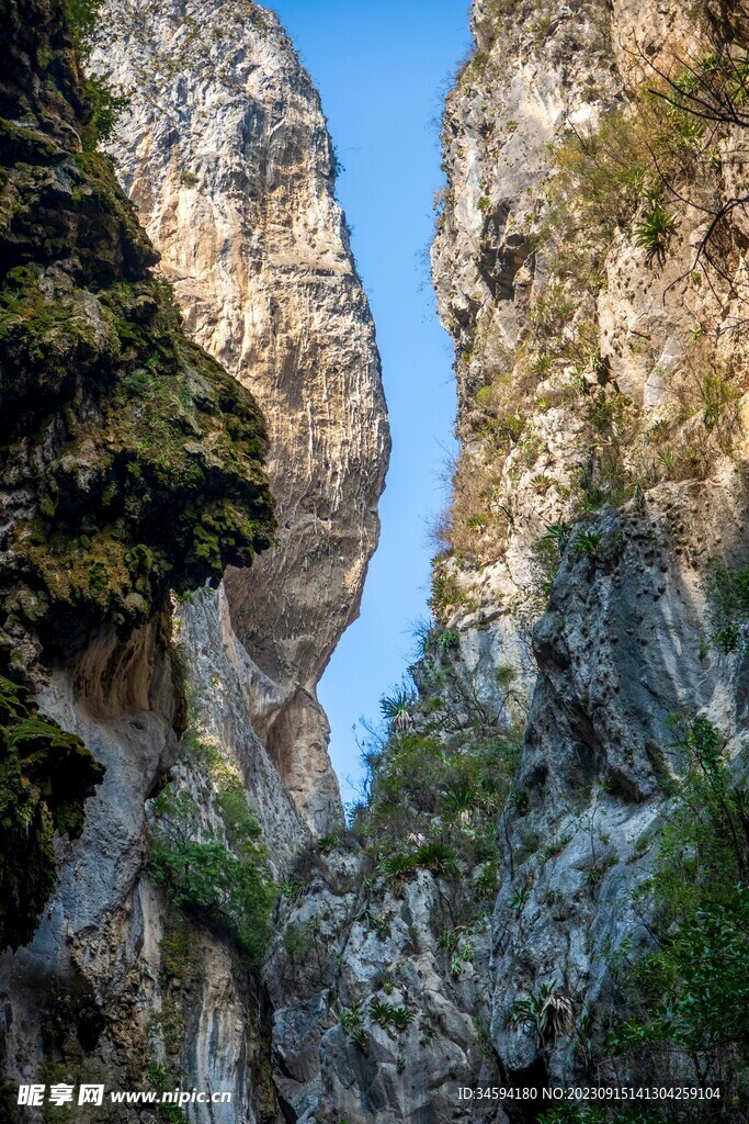 天然岩层峡谷