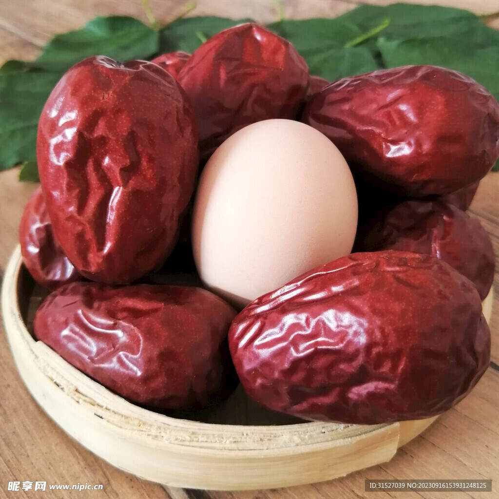 红枣鸡蛋摄影素材