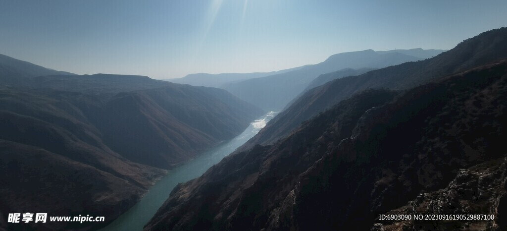 金沙江峡谷  大峡谷    山