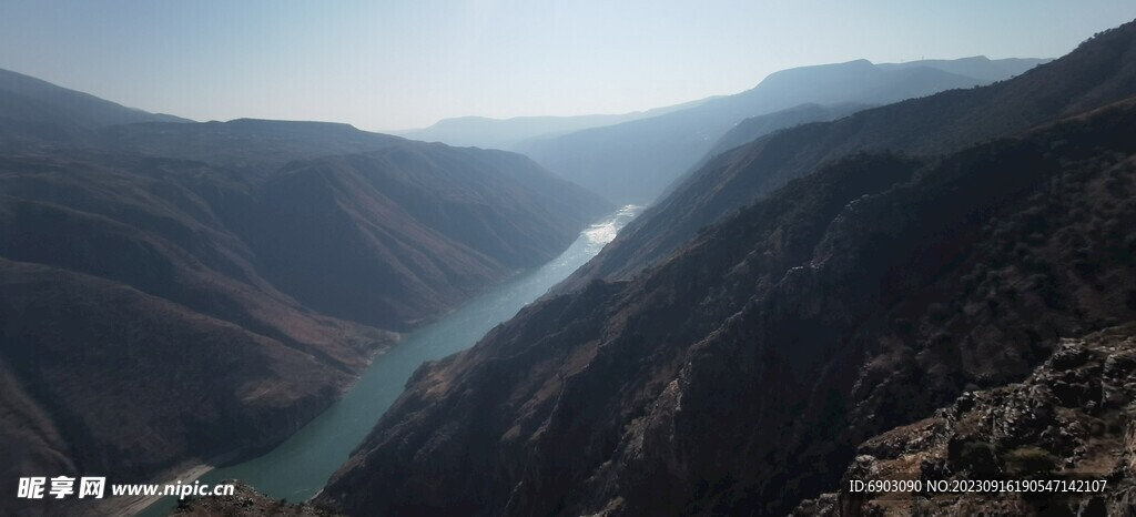 金沙江峡谷