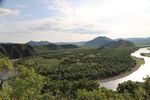 山峦河道