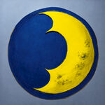 深蓝色纸上颜料画的一个黄色圆月