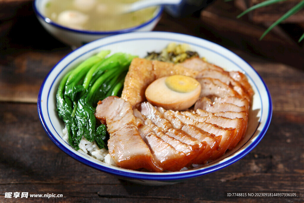 五花肉盖饭 叉烧肉盖饭