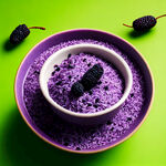 紫色的米糊装在45度斜角碗里，被投入的桑葚溅起，纯绿背景摄影图