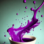 紫色的浓浆装在碗里，溅起了流动的浆液，摄影