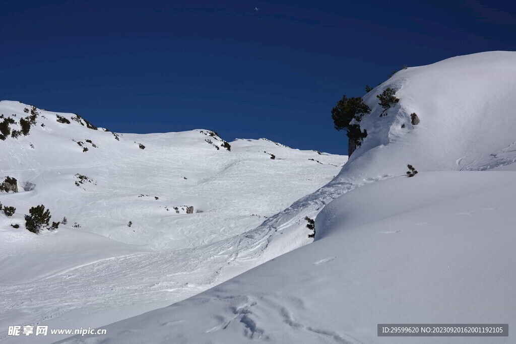 雪山