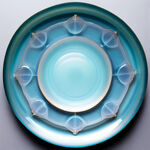 琉璃圆盘俯视图，琉璃材质，浅蓝色，不透明