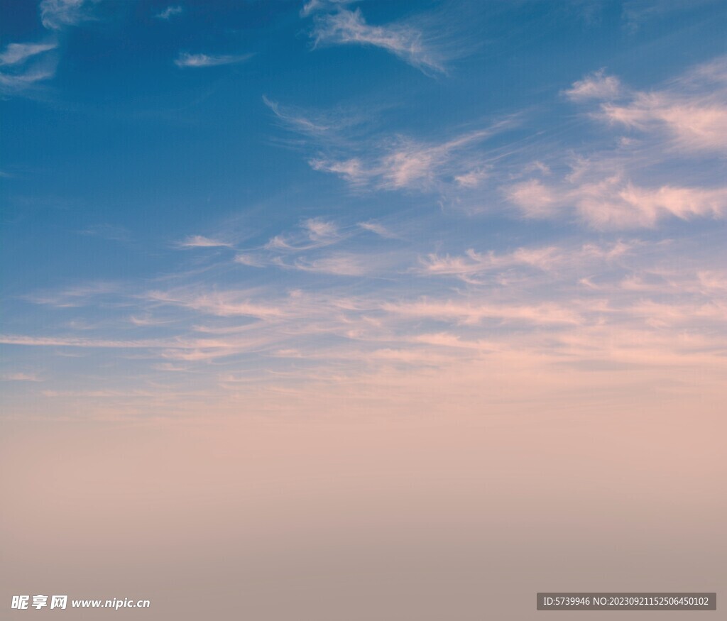 唯美天空云层叠层背景纹理