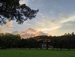 晚间校园