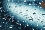 下雨天玻璃