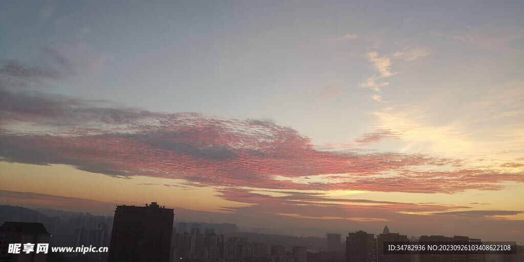 晚霞天空