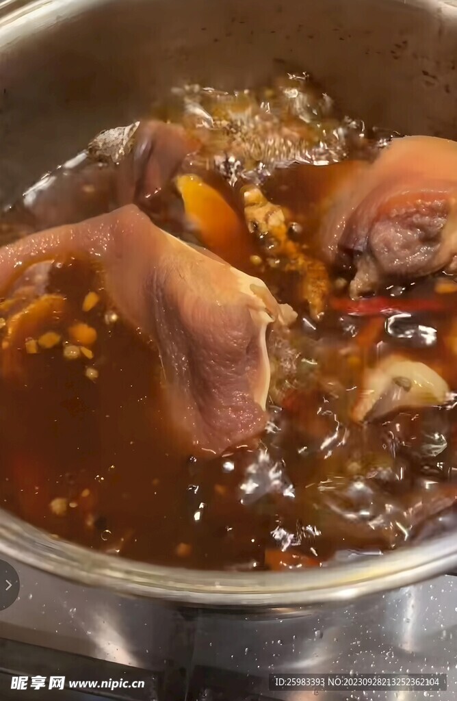 炖蹄膀