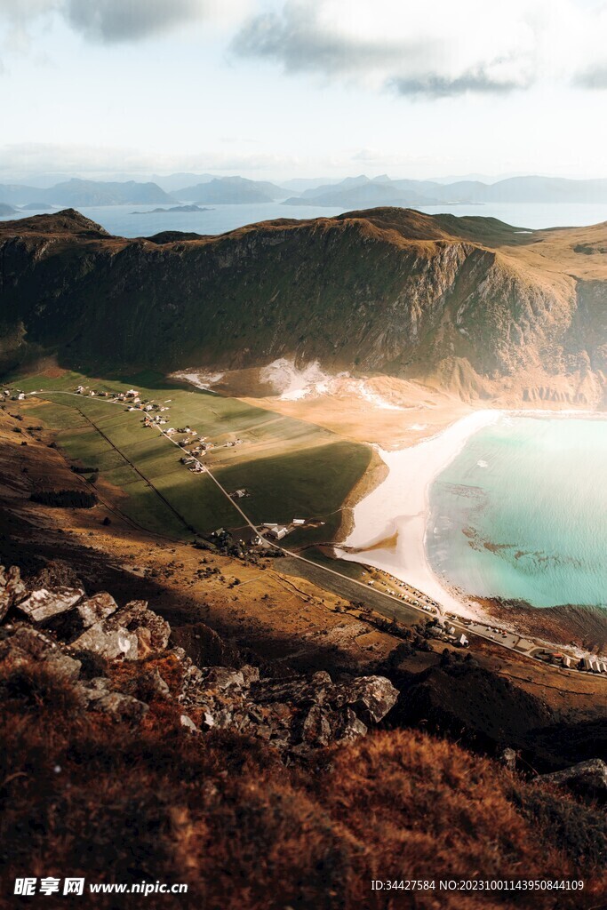 平原和山脉风景