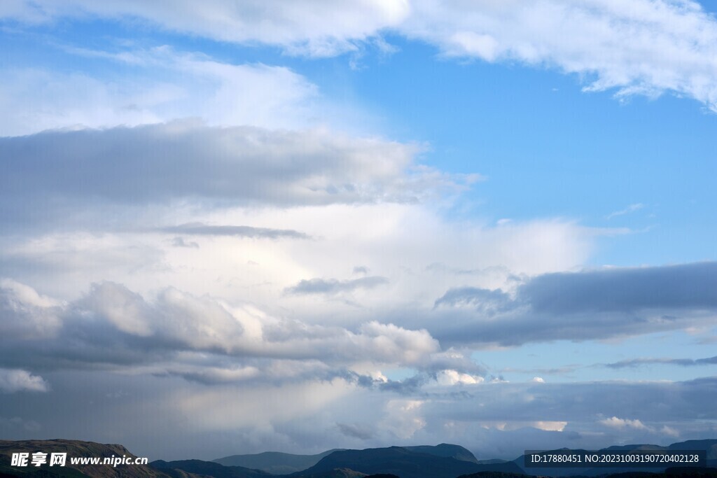 天空