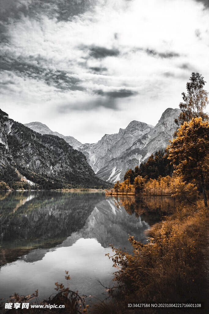 山水秋林风景