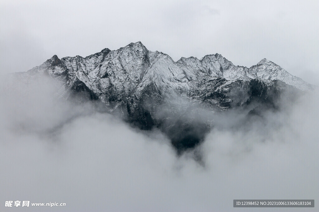 雪山