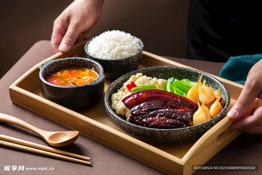 把子肉套餐饭