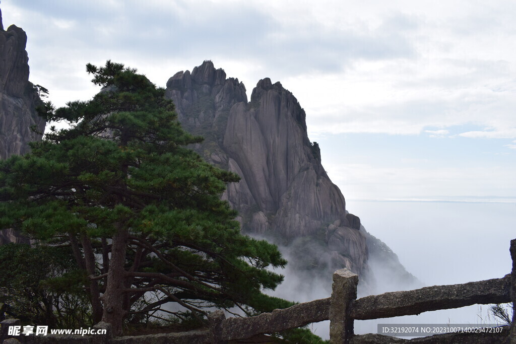 黄山莲花峰