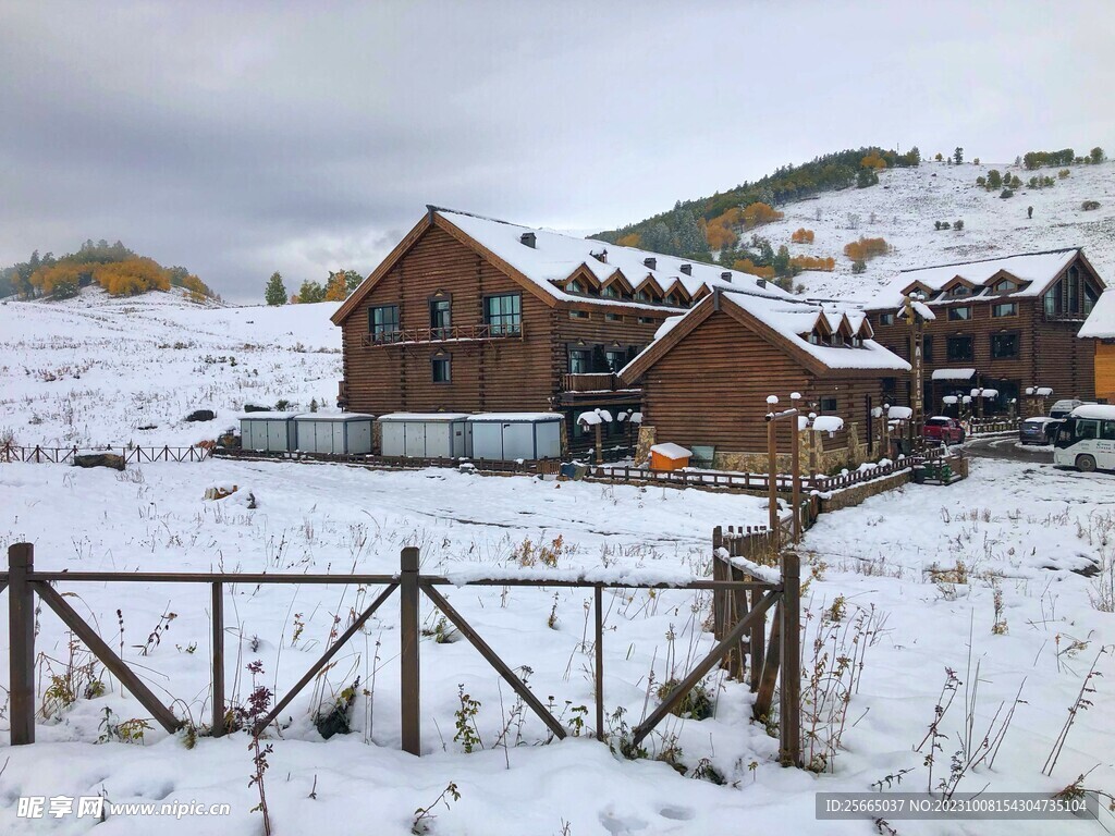 雪地小屋