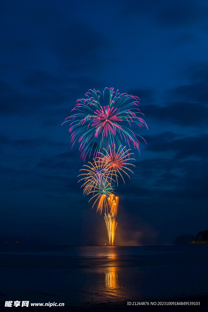 彩色烟花