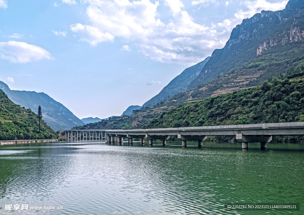 兴山水上公路