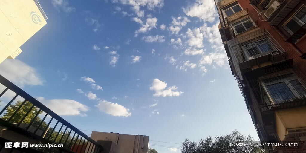 天空