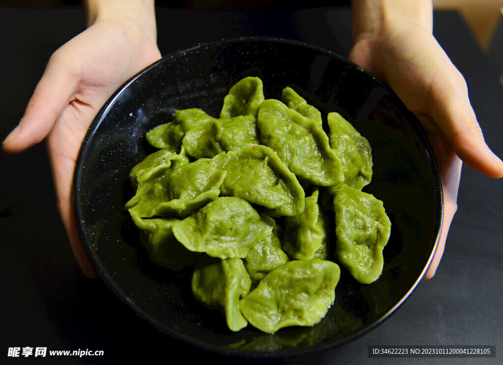 菠菜水饺