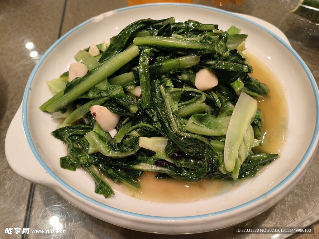 清炒油麦菜