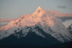 日照金山