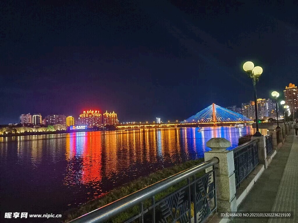 城市晚上风景